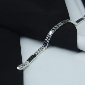 Heavy Chain – Bold Stylish Design