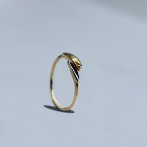Minimal Designer Ring – Lightweight Daily